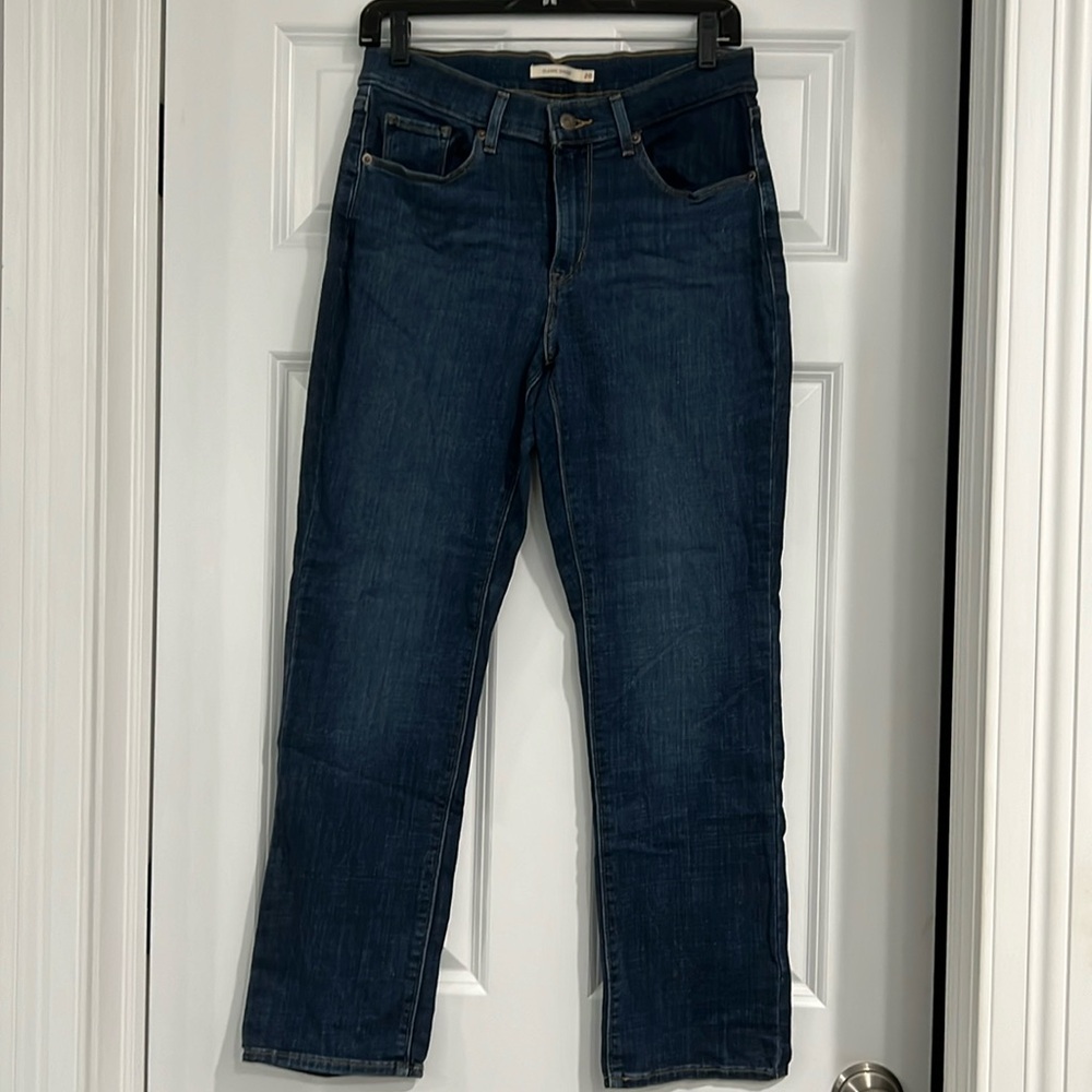 Levi’s Classic Straight NWOT - 28/6 Short